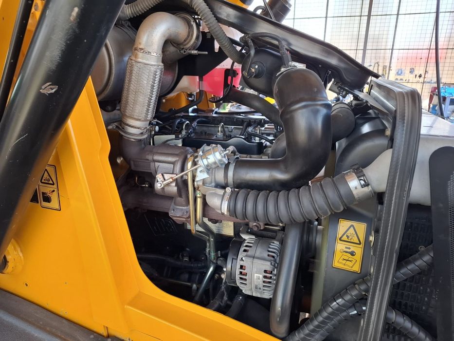 Buldoexcavator Jcb 3cx