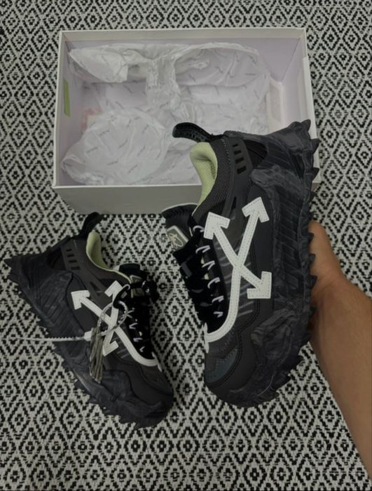Off-white ODSY negri
