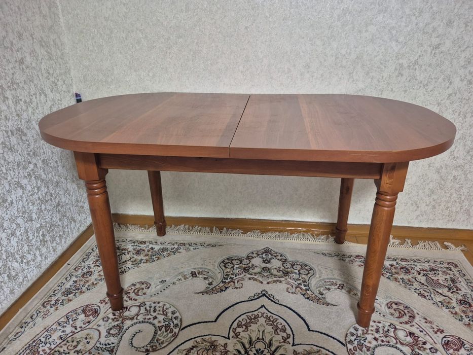 Продам стол в отличном состоянии