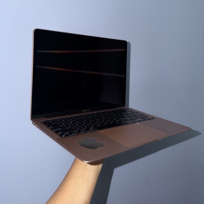 MacBook Air M1 256 gold