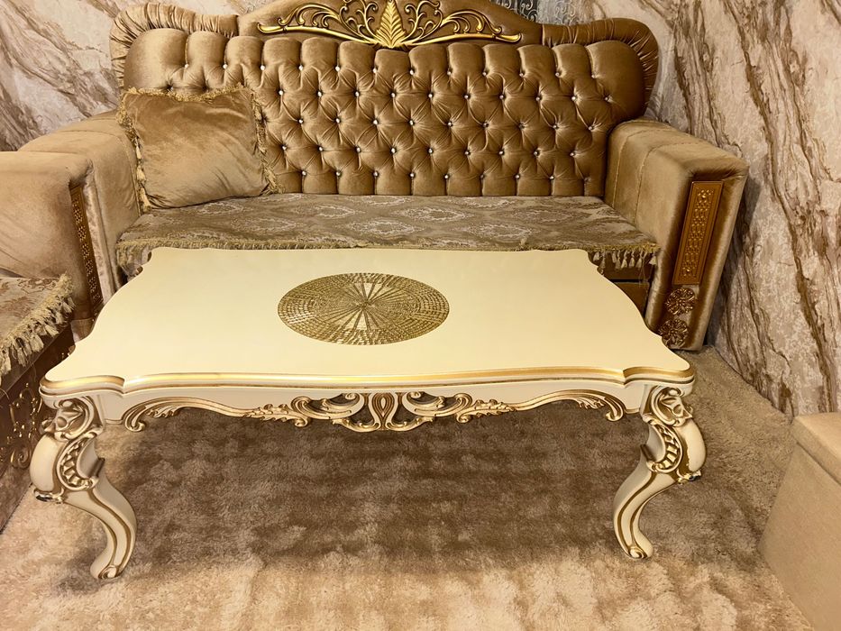 Холен диван + 2 фотьойла и маса