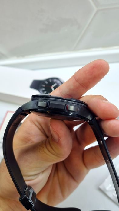 Samsung Galaxy Watch4 Classic – много запазен!