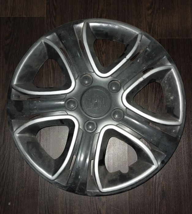 Стильные колпаки R14 (3 шт.)