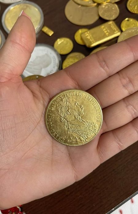 Vand lanturi placte cu aur de 18k