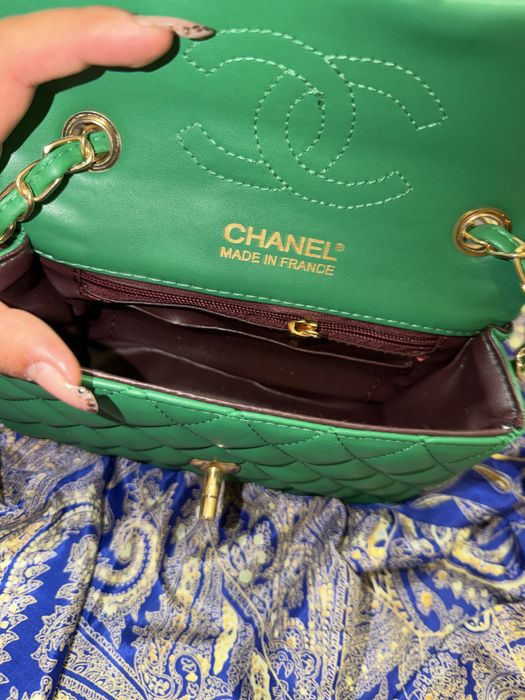 Geanta Chanel de dama marime mica