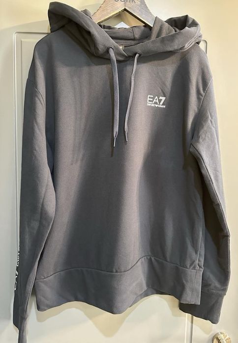 Armani дамско худи