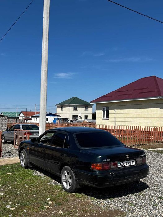 Продам машину Тойота Камри 10
