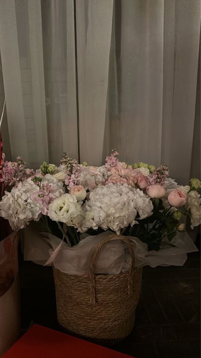 Цветый  в карзиночках