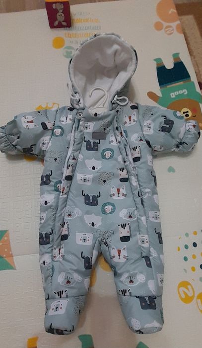 Продам детский комбинезон