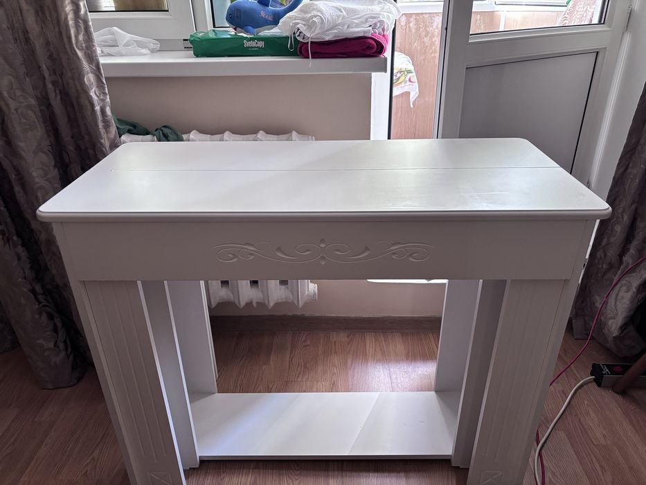 Продается гостевой стол