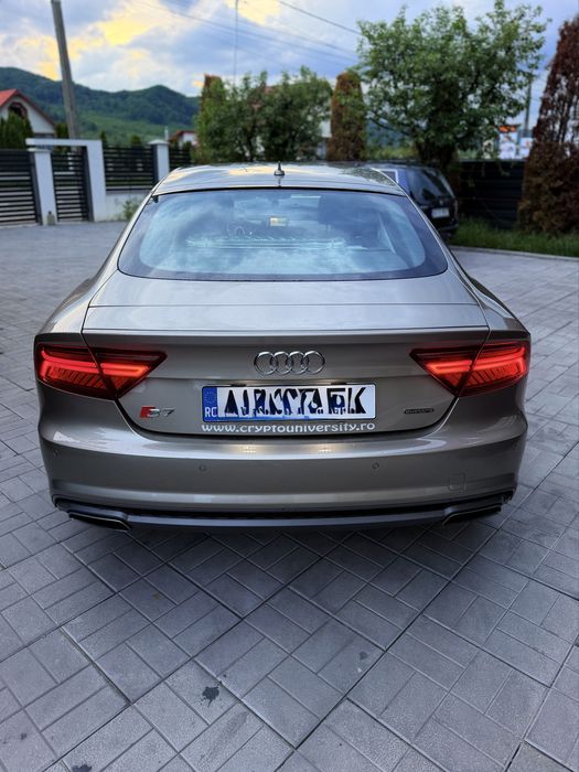 Audi A7  S -line