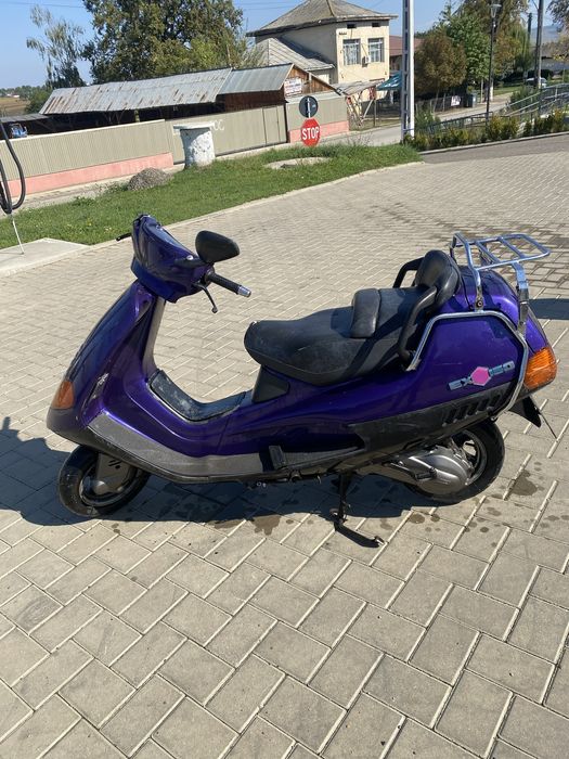 Piaggio hexagon 150cc si Derbi Mulhacen125cc