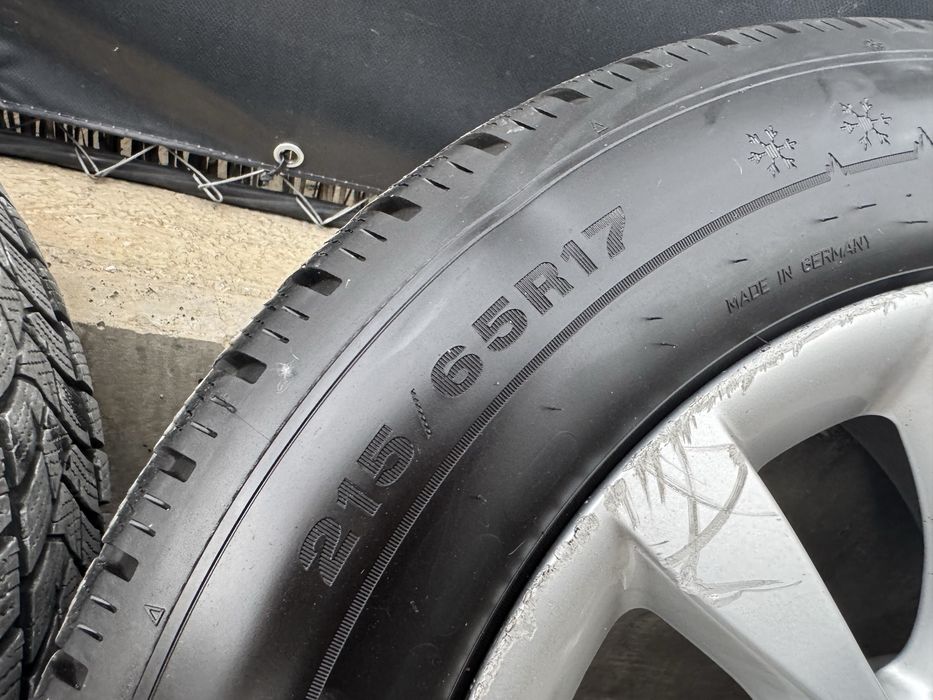 4 броя джанти  с гуми за Ауди с размер  215/65R17