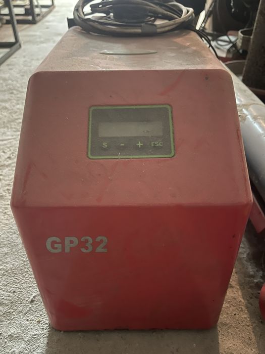 Пелетна горелка GP32 и шнек - Ерато