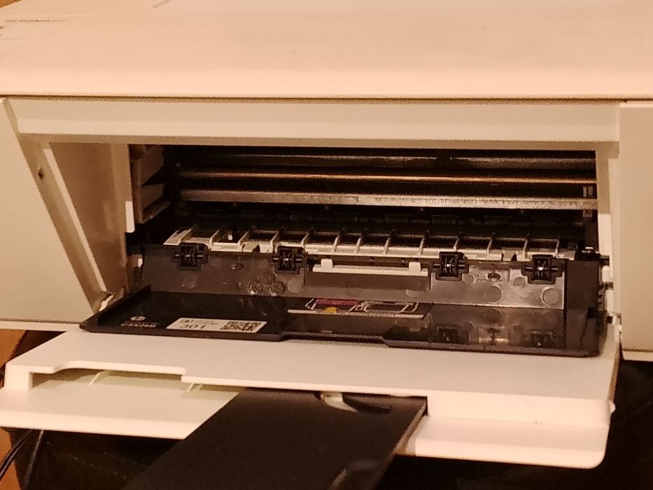 Принтер Hp Deskjet 1512