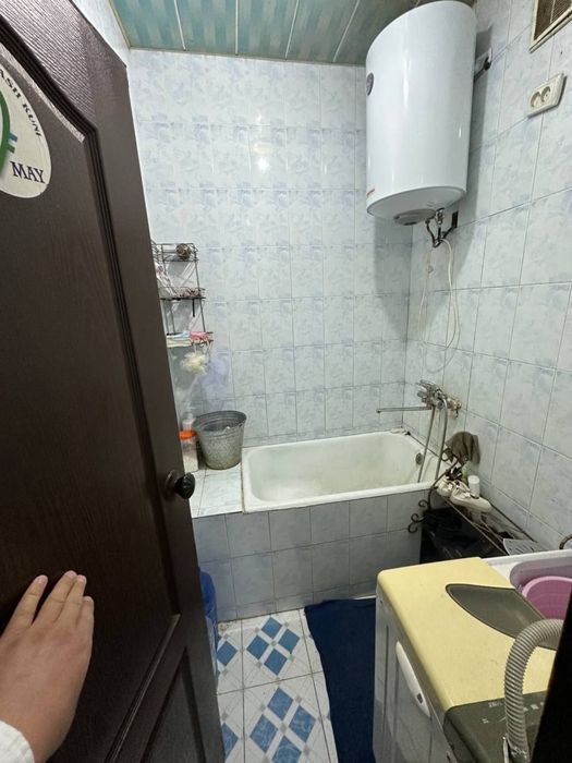 Uy sotiladi 3 xona 1 etaj