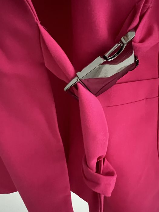 Сако в циклама с колан .Универсален размер