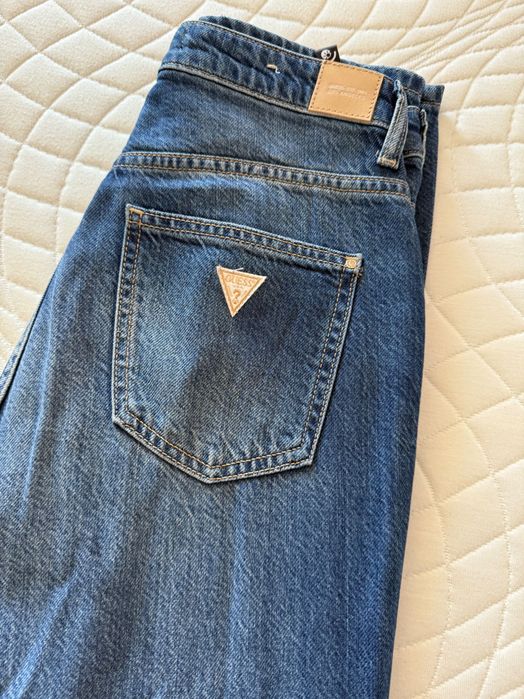 Дънки на Guess дамски