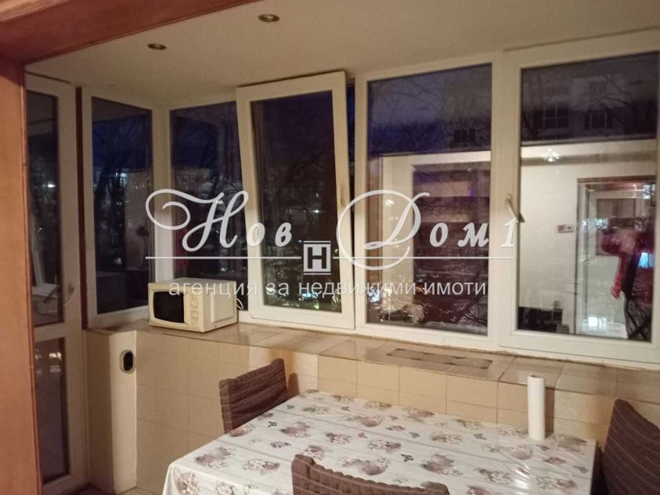 Дава се под наем Двустаен апартамент в Варна, Левски - 50 кв.м за 300 € - Снимка #3