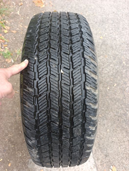 Продам шину почти новый