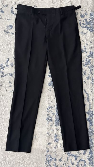 Костюм мужской тройка 48р