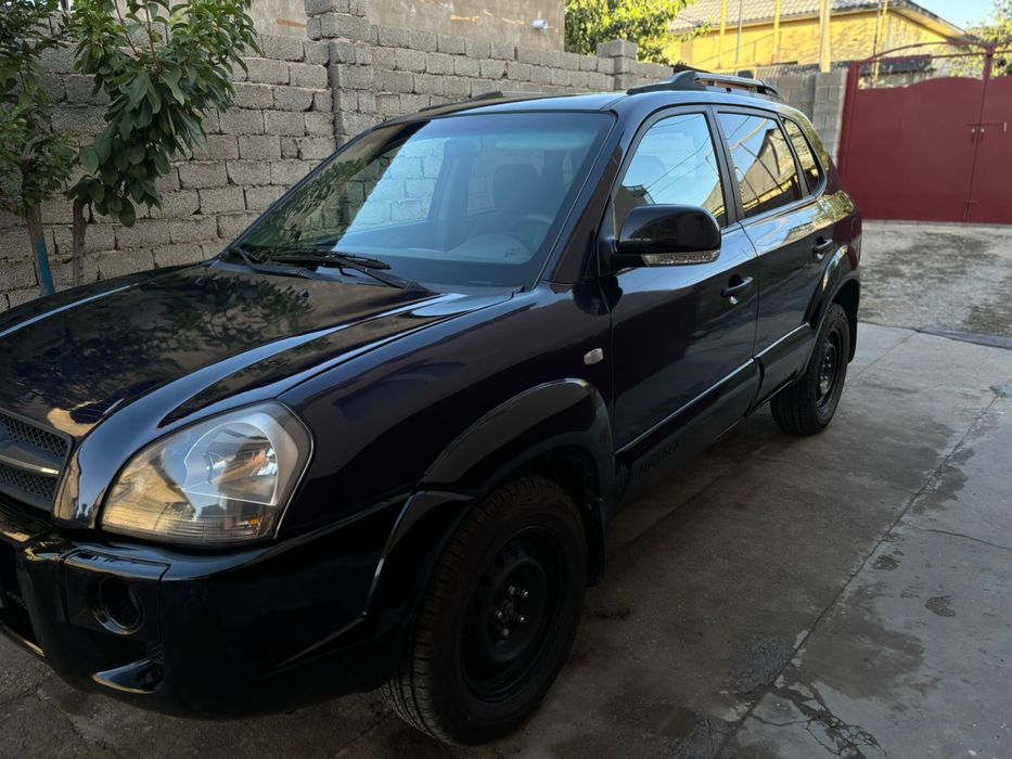 Hyundai Tucson  продается машина СРОЧНО