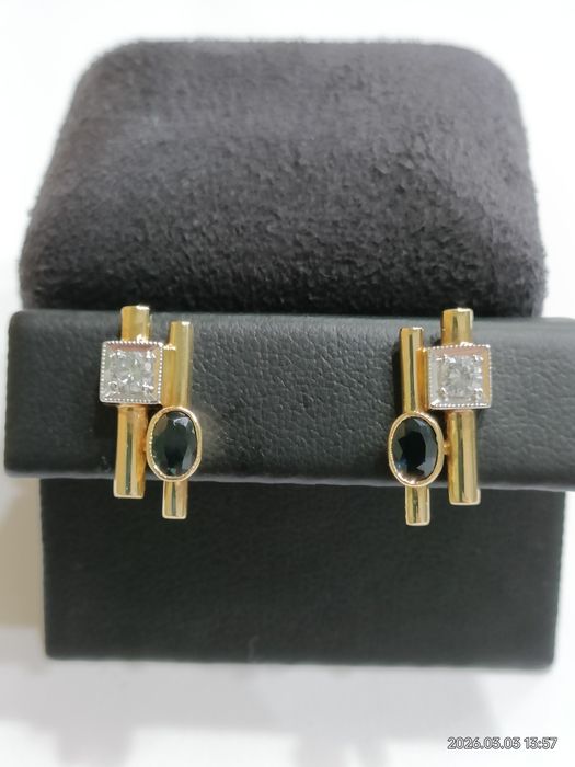 Vind cercei din aur 18kt cu safir și diamante