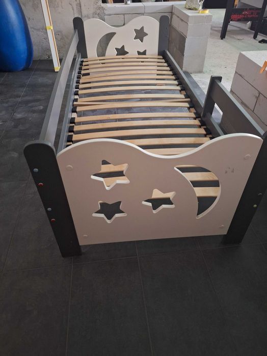 Топ оферта -Детско легло с матрак Нани