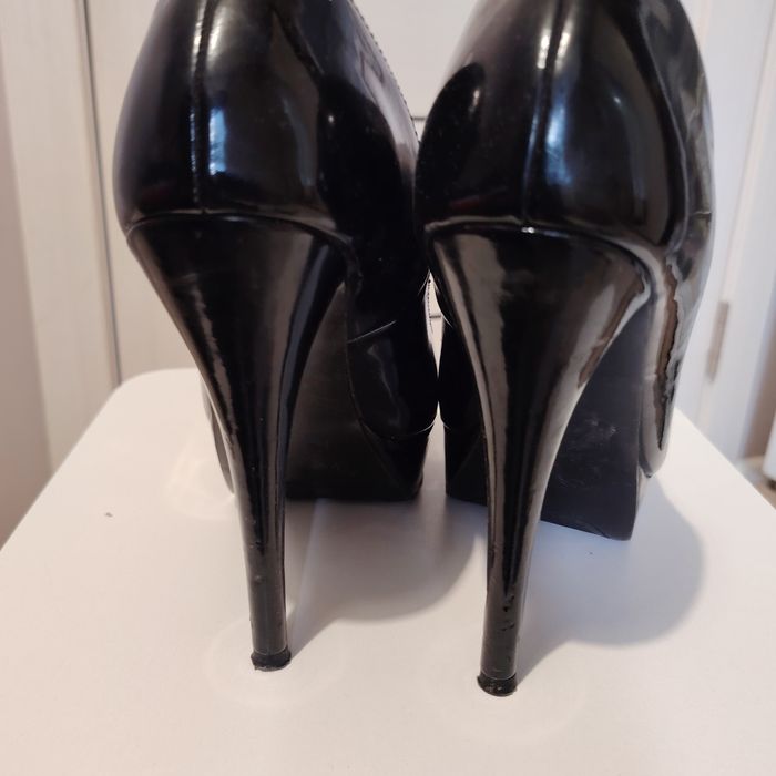 СРОЧНО! Женские туфли