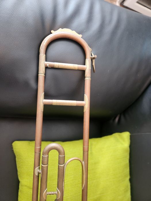 Trombon G. Hirsbrunner