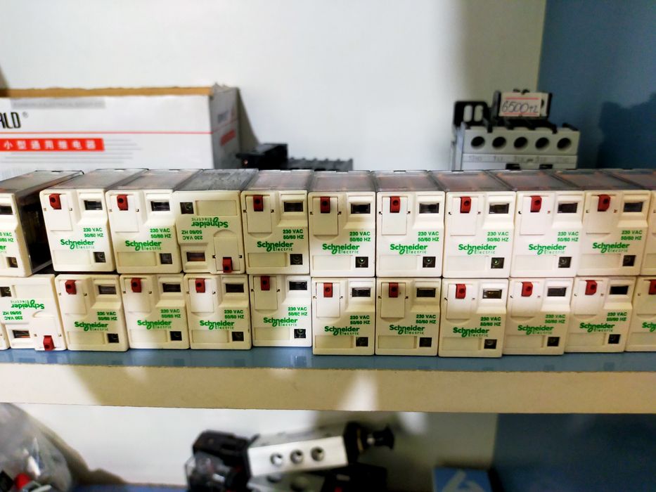 Реле промежуточное RXM4AB2BD