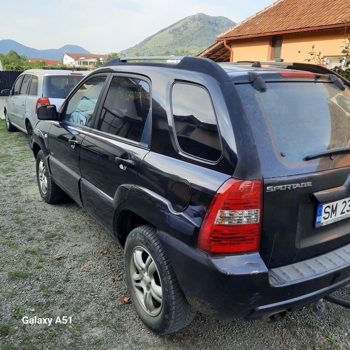 Vînd kia  sportige 2007