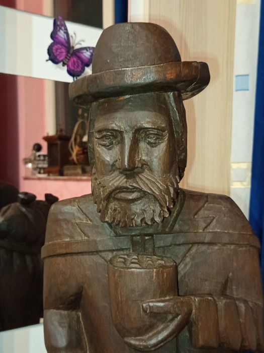 Superbă scluptură de colecție din lemn masiv