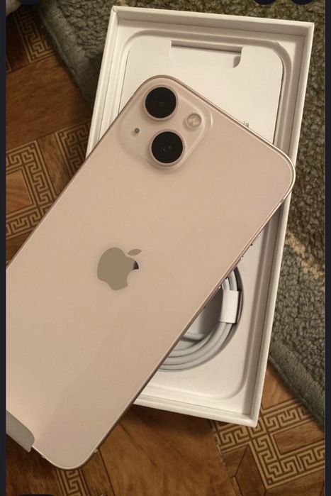 Айфон 13 128г акб 77%