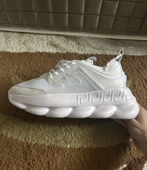 Versace Chain Reaction