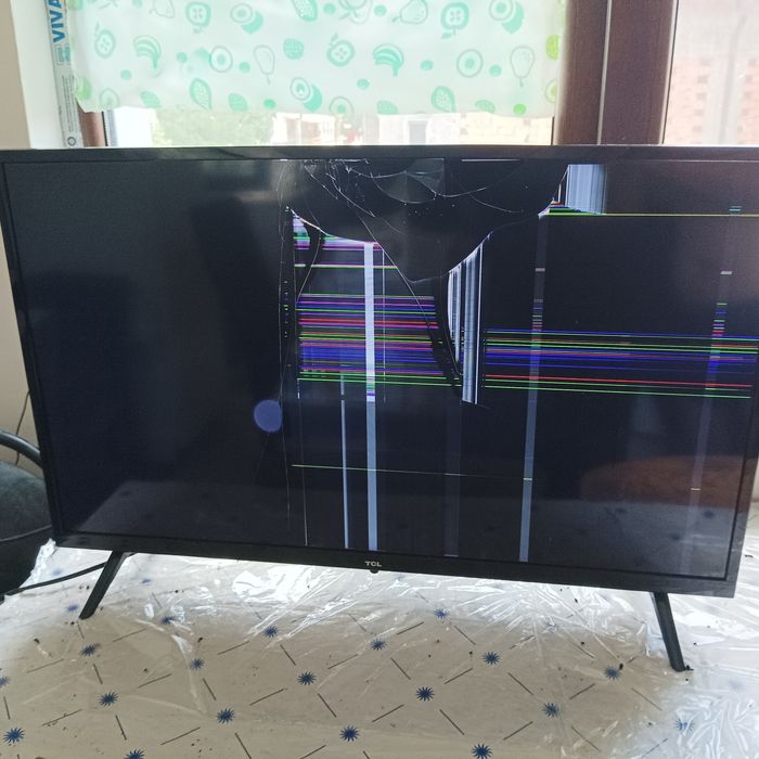 Телевизор Led Smart Philips 43PFS6855/12  TCL 32S5200