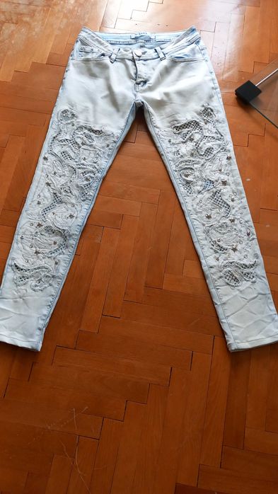 Уникален   модел