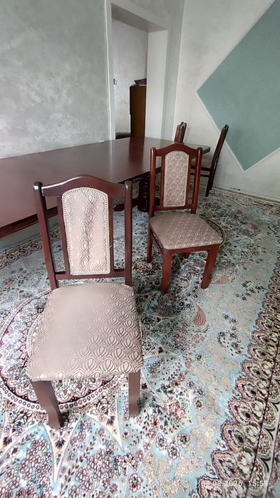 Продам стол со стульями
