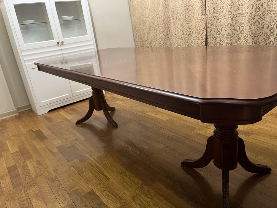 Обеденный стол, Малайзия