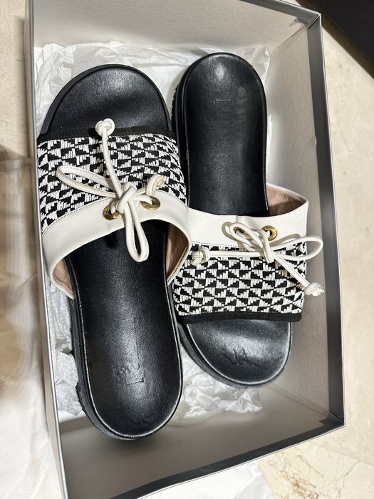 Дамски чехли Pollini от естествена кожа