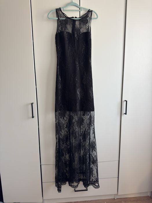 Продам платья новые