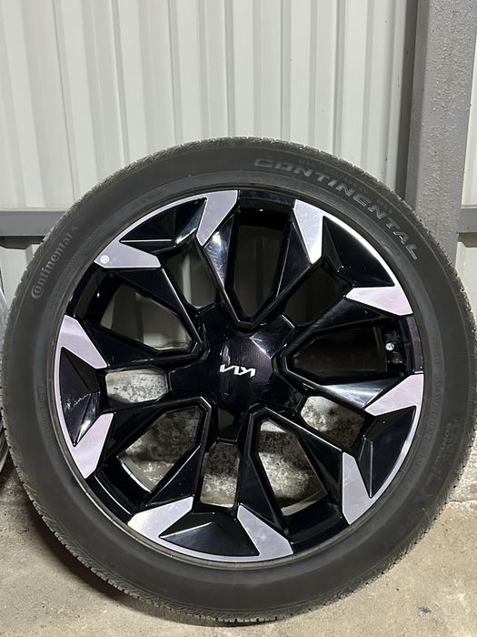 Диск с шинами Continental