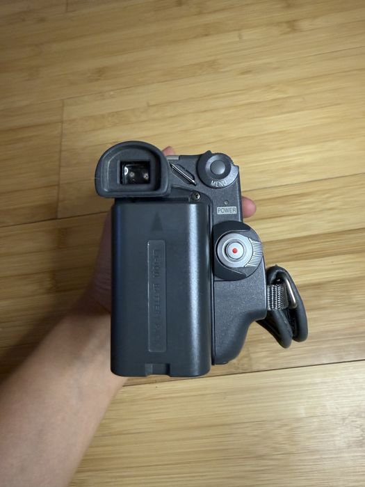 Panasonic 500x digital zoom video camera