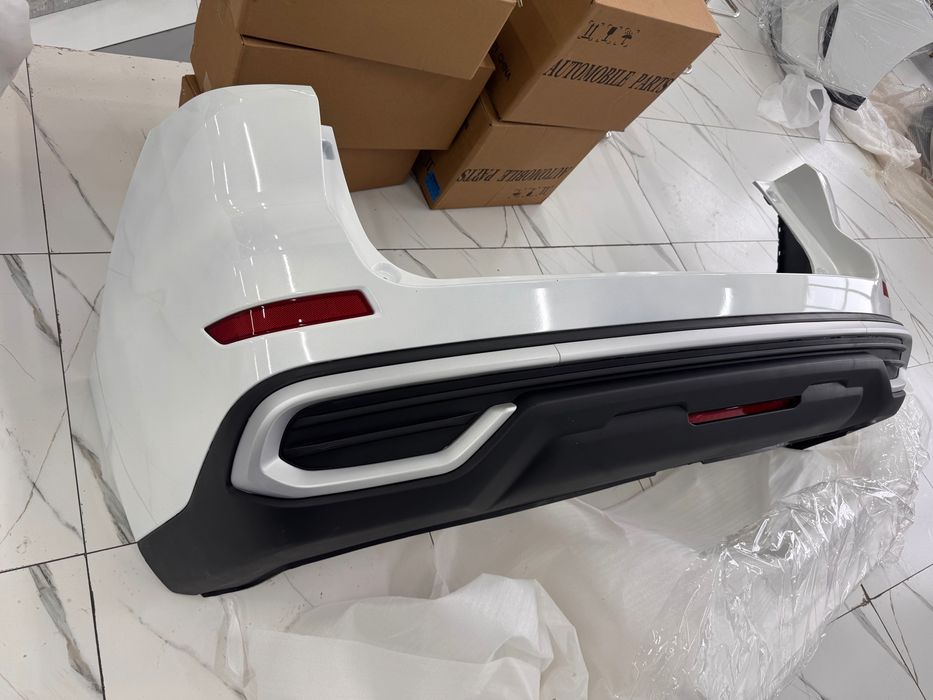 Haval M6 задний бампер серый / белый