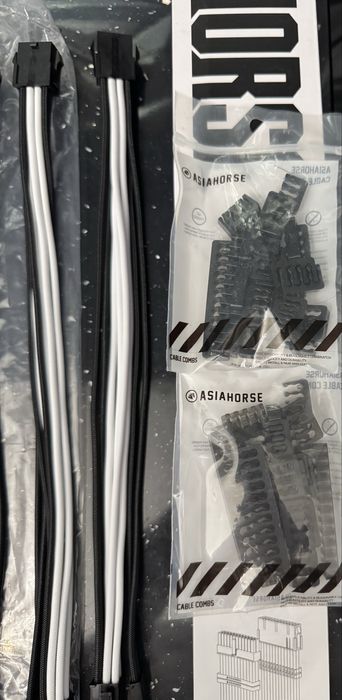 Cabluri prelungitoare\extensii cabluri sursa PC Asia Horse