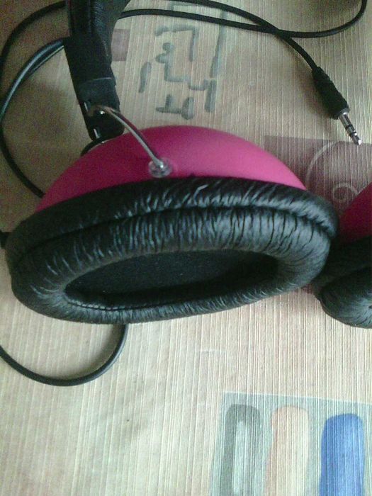 Слушалки  за компютър  3, 5 mm. Цена 15 лв.