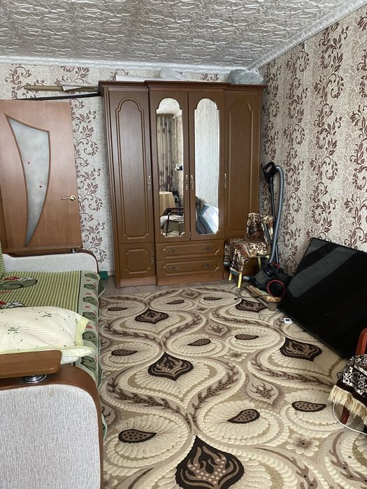 Продам 2-ух комнатную 4 район