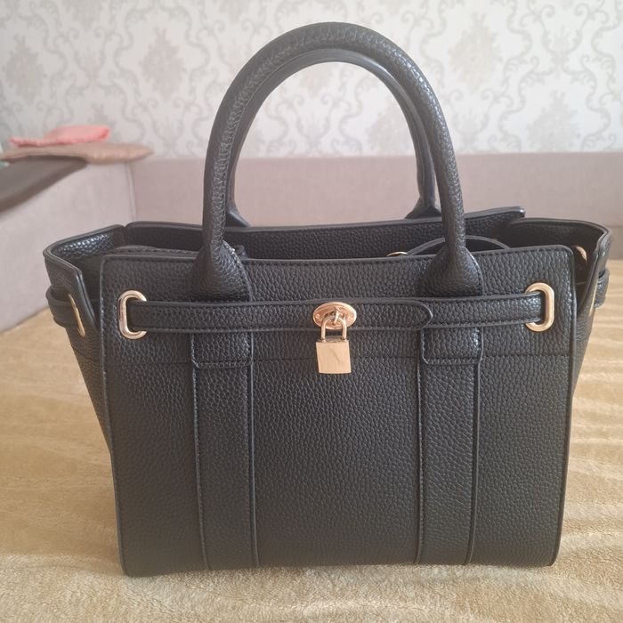 Продам сумку, черная