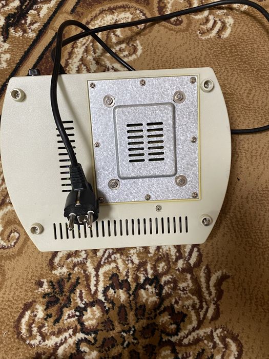 Стабилизатор напряжения