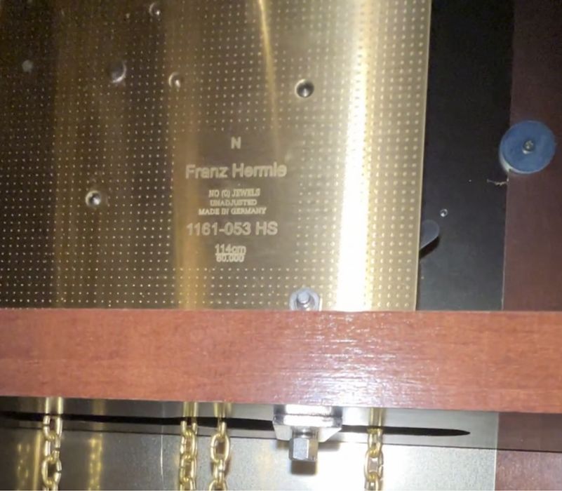 Напольные часы Hermle